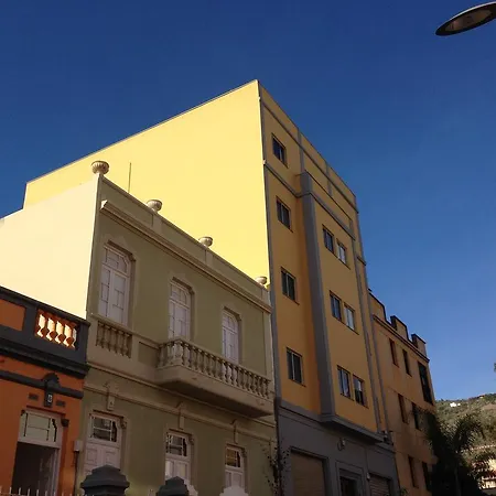 Canary Lofts بيت للعطل *