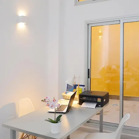 Canary Lofts *
